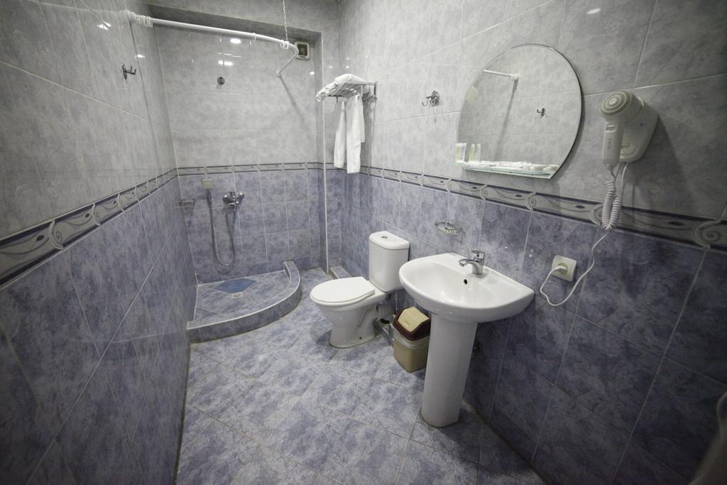 Avenue Hotel Tbilisi Room photo